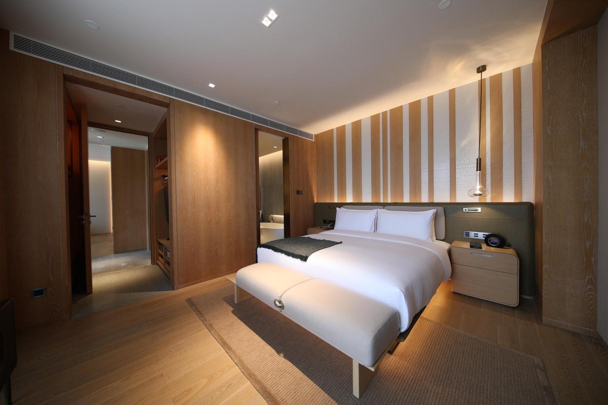 Joyze Hotel Xiamen, Curio Collection By Hilton Exterior foto